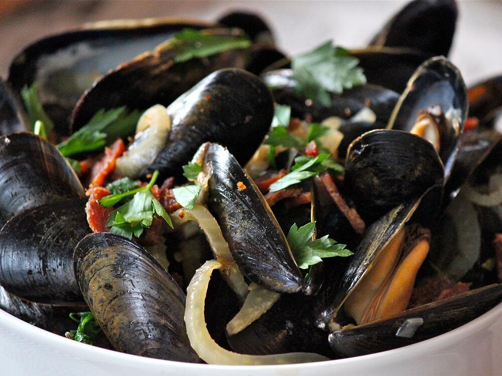 Sake Mussels
